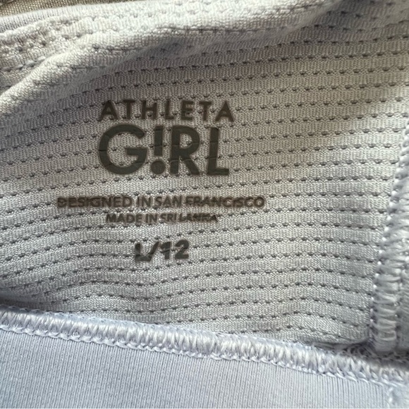 Athleta Girl • Lavender Upbeat Strappy Back Sports Bra • Size L/12 - Picture 4 of 4